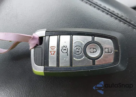 2021 Ford Explorer Xlt z USA, uszkodzony, nr VIN 1FMSK8DH6MGC13061